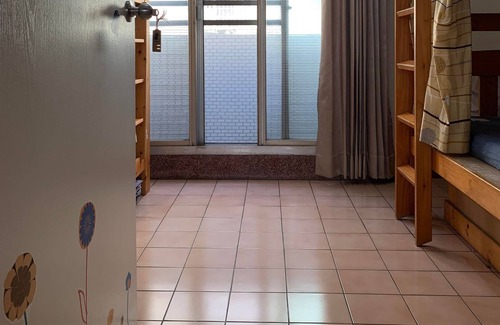 East District Hostel | Lawa House - Hostel