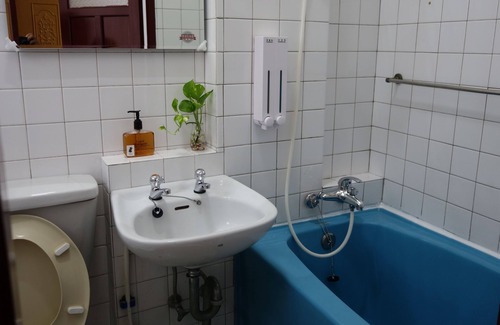 East District Hostel | Lawa House - Hostel