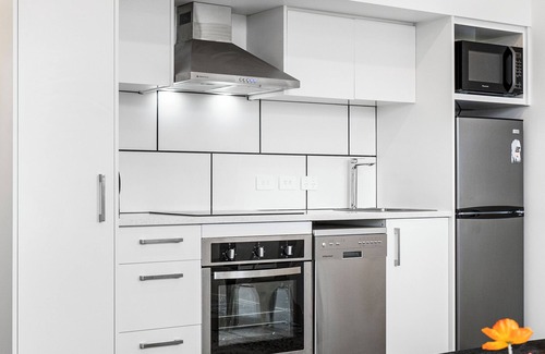 Avondale Cottage | Layard Apartments 431 - West Auckland Apartment