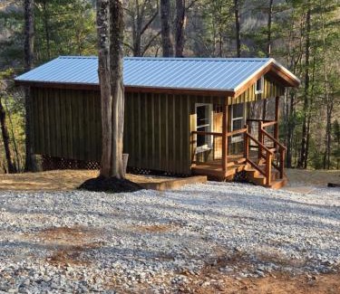 Robbinsville Apartment | Lazy T Cabins - Grand Teton