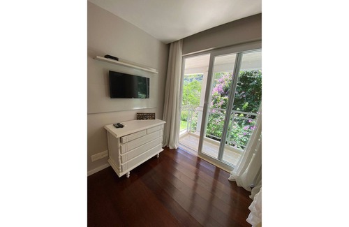 Araras House | LB - SE03 House Vale do Bonsucesso Vacation Rental