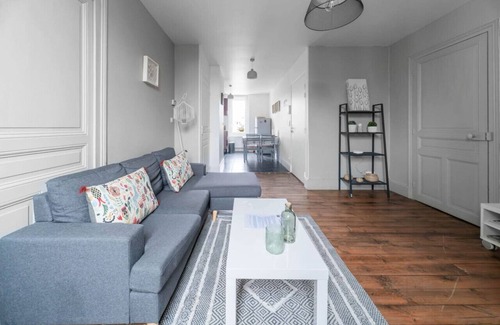 Champ-Capelet Apartment | Le 252 - 25 Place Jean Epinat - Vichy