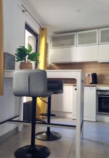 Balaruc-les-Bains House | Le 36 - Maison COSY - Jardin privatif