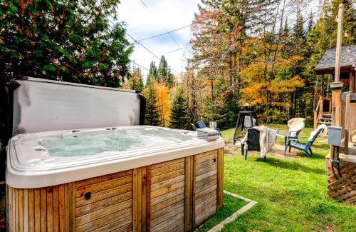 Sainte-Lucie-des-Laurentides House | Le Alesund, 5BR avec SPA, PLAGE et embarcations