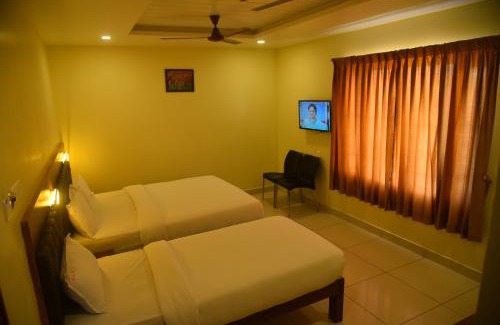 Karaikal Hotel | Le Arul Park