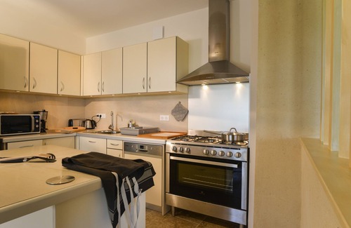 Bagnols-sur-Ceze House | Le Baranier, closed private pool, Provence, Ardèche, 30km Uzes and Avignon