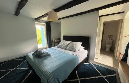 Andressac Apartment | Le Belvertine - En-suite chambre d'hote