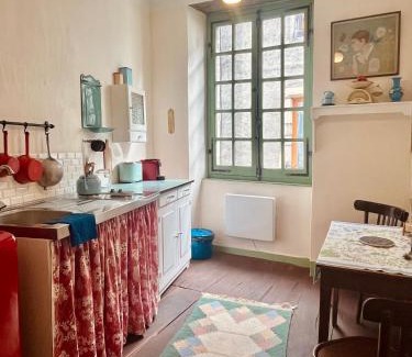 Saint-Leonard-de-Noblat Bed & Breakfast | Le bibelot