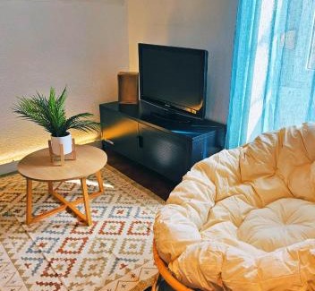 Ecartelee-Bonabry-Orieres-Paron Apartment | Le Blue Bohème