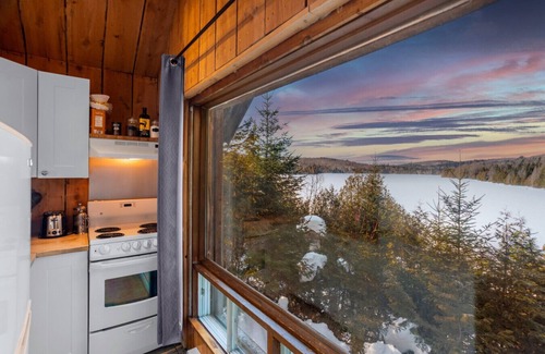 Sainte-Lucie-des-Laurentides House | Le P'tit Bonheur - Lac et Nature