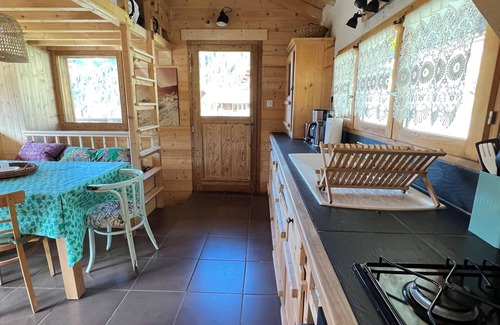Les Lindarets Ski Chalet | "Le Cabri", Chalet on the slopes