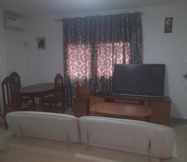 Conakry Apartment | Le calme