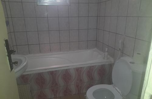 Conakry Apartment | Le calme