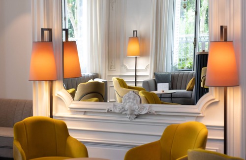 Busnes Hotel | Le Château De Beaulieu