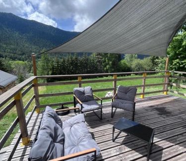 Saint-Dalmas Ski Chalet | Le Chal'étincelle