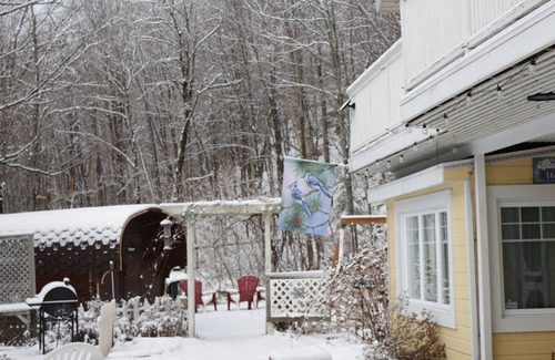 St-Adolphe-d'Howard Ski Chalet | Le chalet à Saint Adolph D'Howard
