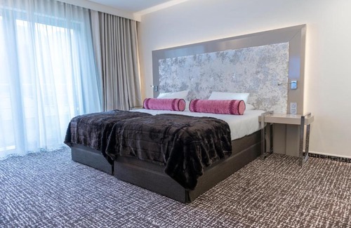 Chaudfontaine Hotel | Le Chateau Des Thermes