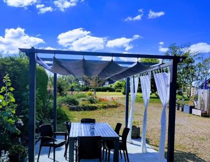 Longue-Jumelles Bed & Breakfast | Le clos champêtre
