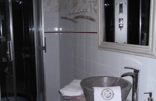 Vouthon House | Le Clos de La Font Queroy