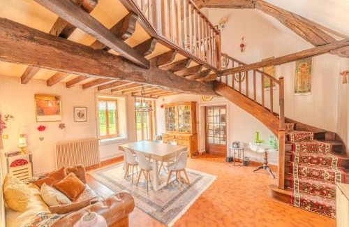 Gueugnon House | Le Clos de Villecourt - Piscine Privée