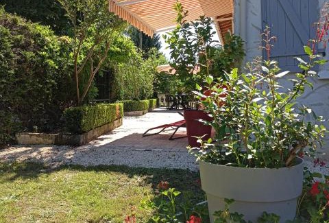 Torsac House | LE CLOS DES COMPROMIS