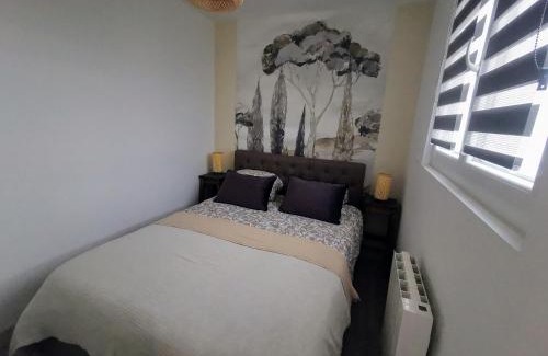 Bourgogne-Fresne Apartment | Le Clos Saint Martin