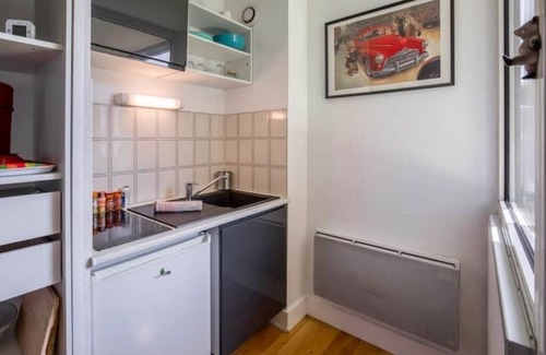 Beaux Arts-Boutonnet Apartment | Le Cocon ~ Balcony, Centre, Wifi, Fine Arts