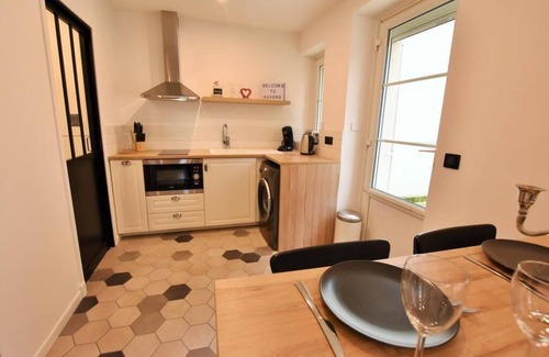 Auvers-sur-Oise Apartment | LE COTTAGE AUVERSOIS - GROUND FLOOR