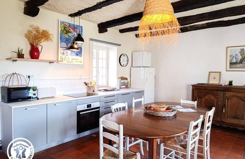Laval House | Le Cottage - REILHAGUET