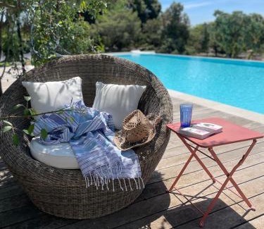 Cazevieille House | Le Domaine du Cade - Gîtes d'exception 4 étoiles "Le Lodge du Cade "