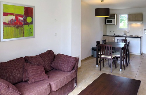 Barbaste House | Le Domaine du Golf d'Albret by Interhome