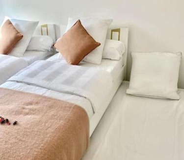 Plein Sud Apartment | Le Domaine Réservé , parking et écrin de verdure