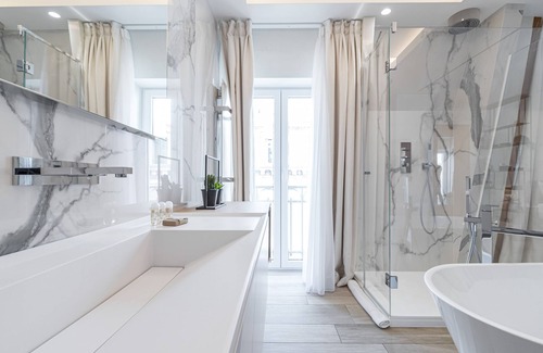 Jean-Medecin House | Le Dortoir Boutique Suites