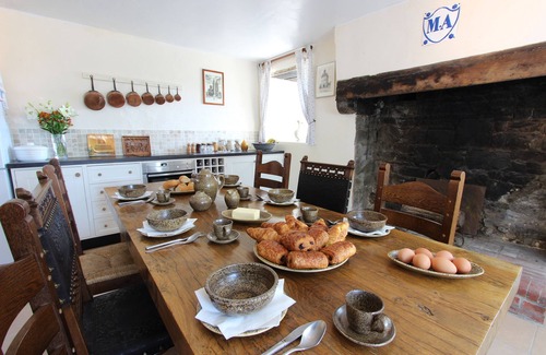 Roncey Bed & Breakfast | Le Douitel