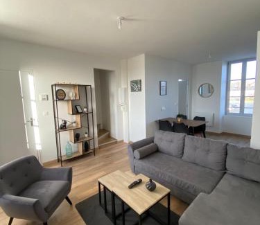 Bressuire Apartment | Le Duplex Tout Confort
