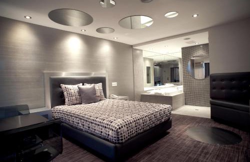 Fabreville Hotel | Le Fabreville Motel & Suites