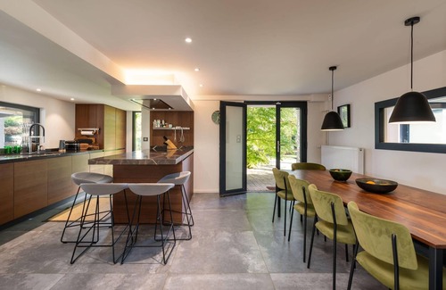 Saint-Didier-au-Mont-d'Or Villa | Le Ferret - House with indoor and outdoor swimming pool
