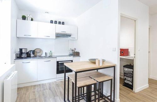 Laval Apartment | Le Ferry