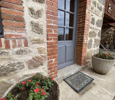 Saint-Didier-sur-Rochefort House | Le fournil