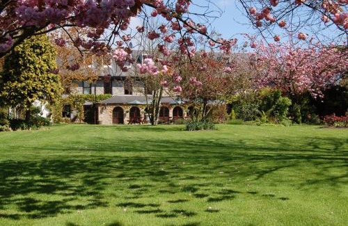 Castel Hotel | Le Friquet Hotel