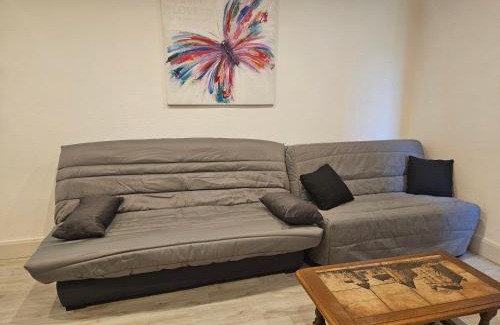 Bouge-Chambalud House | Le gîte de la Rose