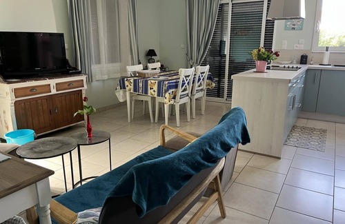 Eu House | Le Gîte des 2 Falaises