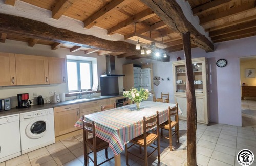 Montbernard House | Le Gîte des Oiseaux - Montbernard