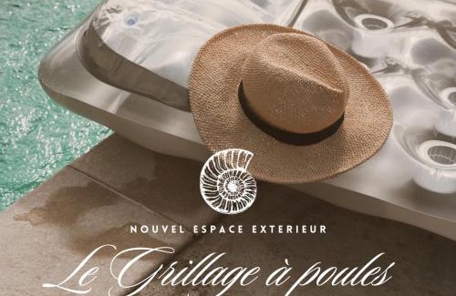 Gensac-la-Pallue Bed & Breakfast | Le Grillage a Poules