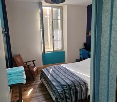 La Roche-sur-Yon House | Le jardin aux camélias
