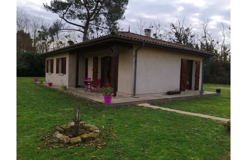 Saint-Denis-de-Pile House | Le Jardin De Marie, calm and nature with swimming pool