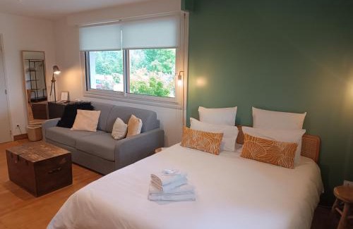 Moulis Bed & Breakfast | Le Jardin de Moulis, Chambres et table d'hôtes, Saint Girons, Ariège, Pyrénées,