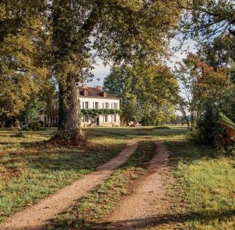 Magnan House | Le levant de Cremens