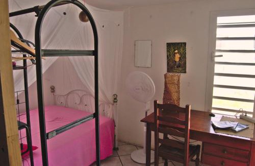 Sainte-Rose Bed & Breakfast | Le lit d'Oli