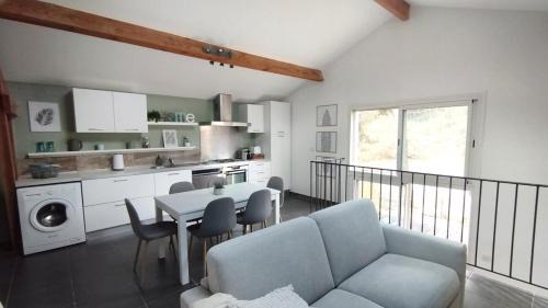 Saint-Jean-de-Cuculles House | Le Lodge des Cazarelles